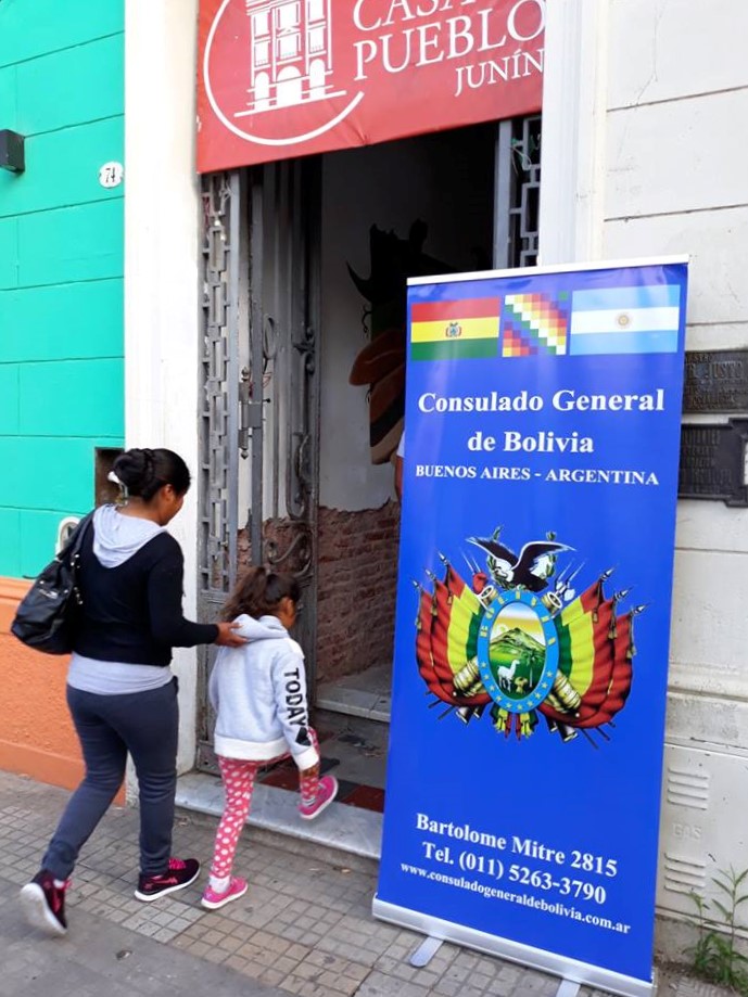 Consulado Móvil visitó Junín atendiendo en la Casa del Pueblo